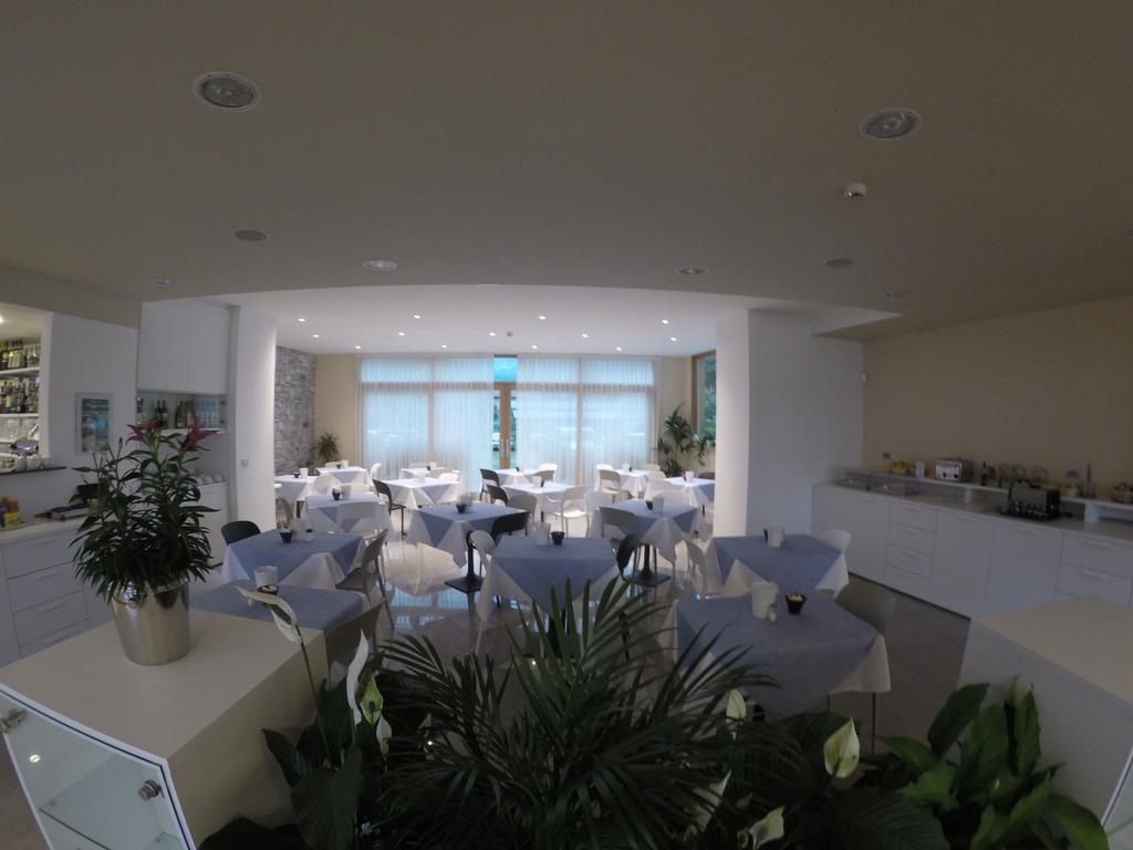 Tullio Hotel Gravedona Bagian luar foto