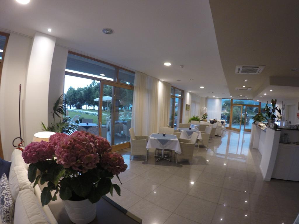 Tullio Hotel Gravedona Bagian luar foto