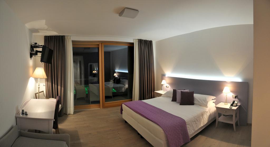 Tullio Hotel Gravedona Bagian luar foto