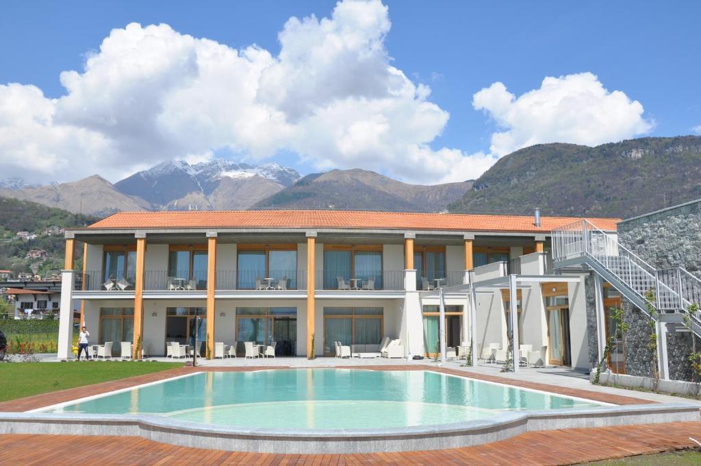 Tullio Hotel Gravedona Bagian luar foto