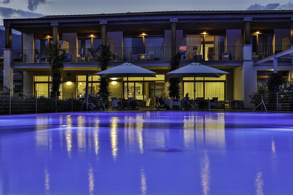Tullio Hotel Gravedona Bagian luar foto